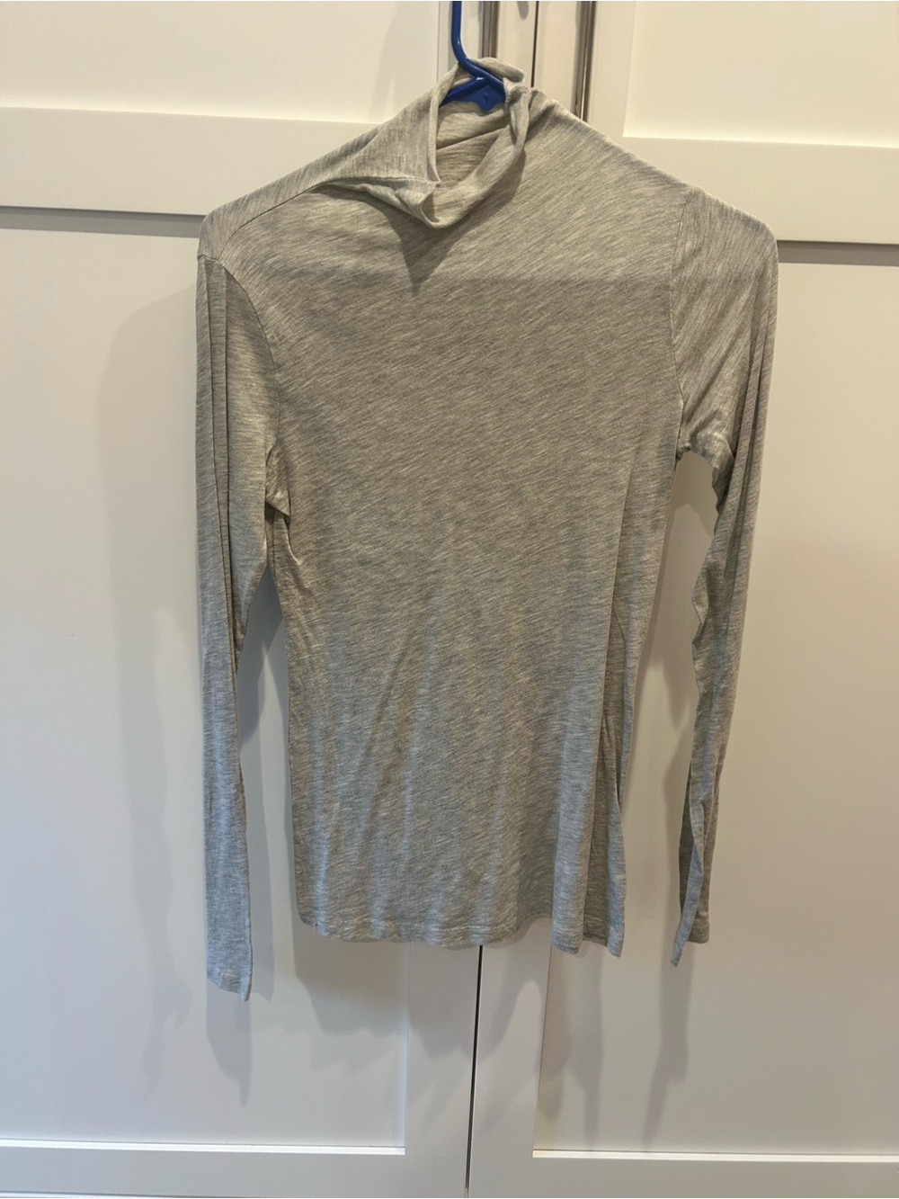 Velvet by Graham and Spencer - Lightweight Grey Long-Sleeve Turtleneck Shirt